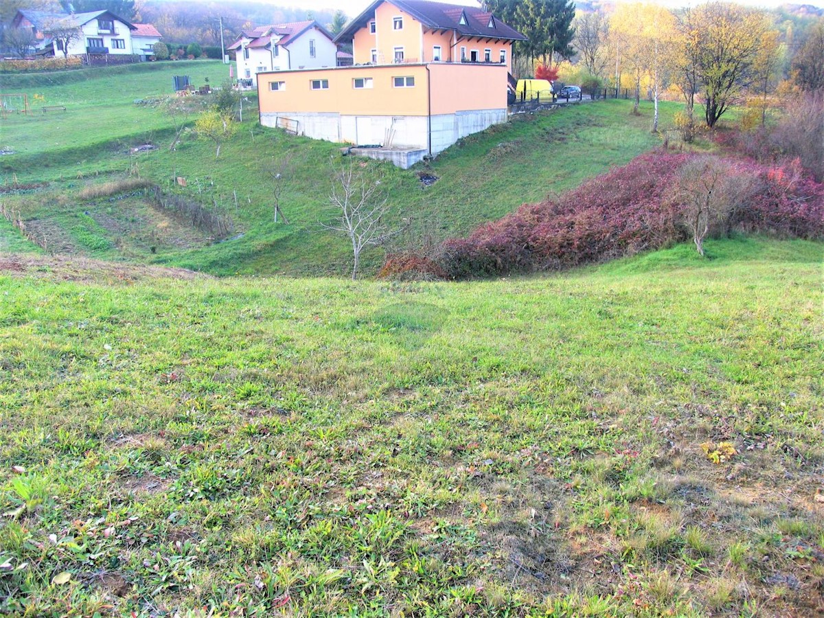 Terreno In vendita - KARLOVAČKA  DUGA RESA 