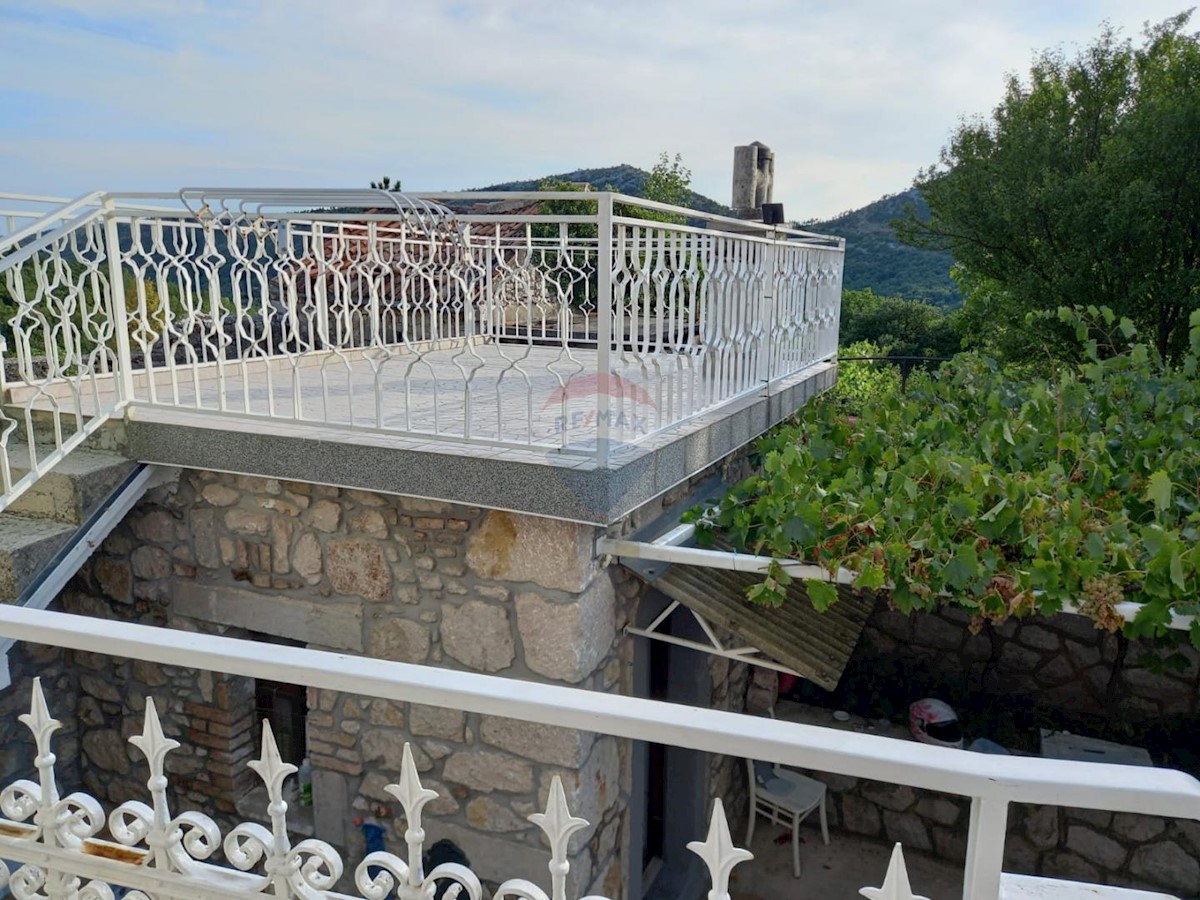 Kuća Na prodaju - PRIMORSKO-GORANSKA  VINODOLSKA OPĆINA 