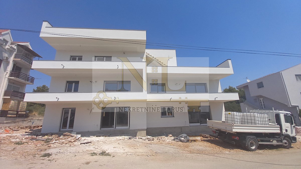 Apartma Naprodaj - SPLITSKO-DALMATINSKA  Čiovo