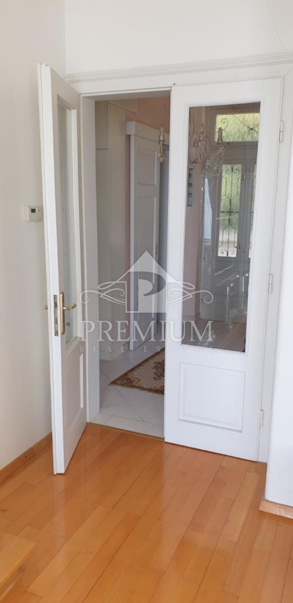 Apartmán Na predaj - PRIMORSKO-GORANSKA  OPATIJA 