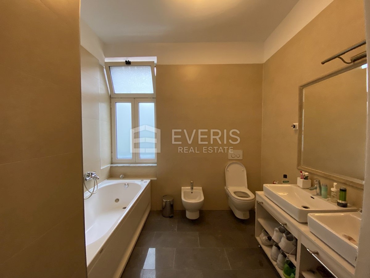 Apartmán Na predaj - PRIMORSKO-GORANSKA  OPATIJA 