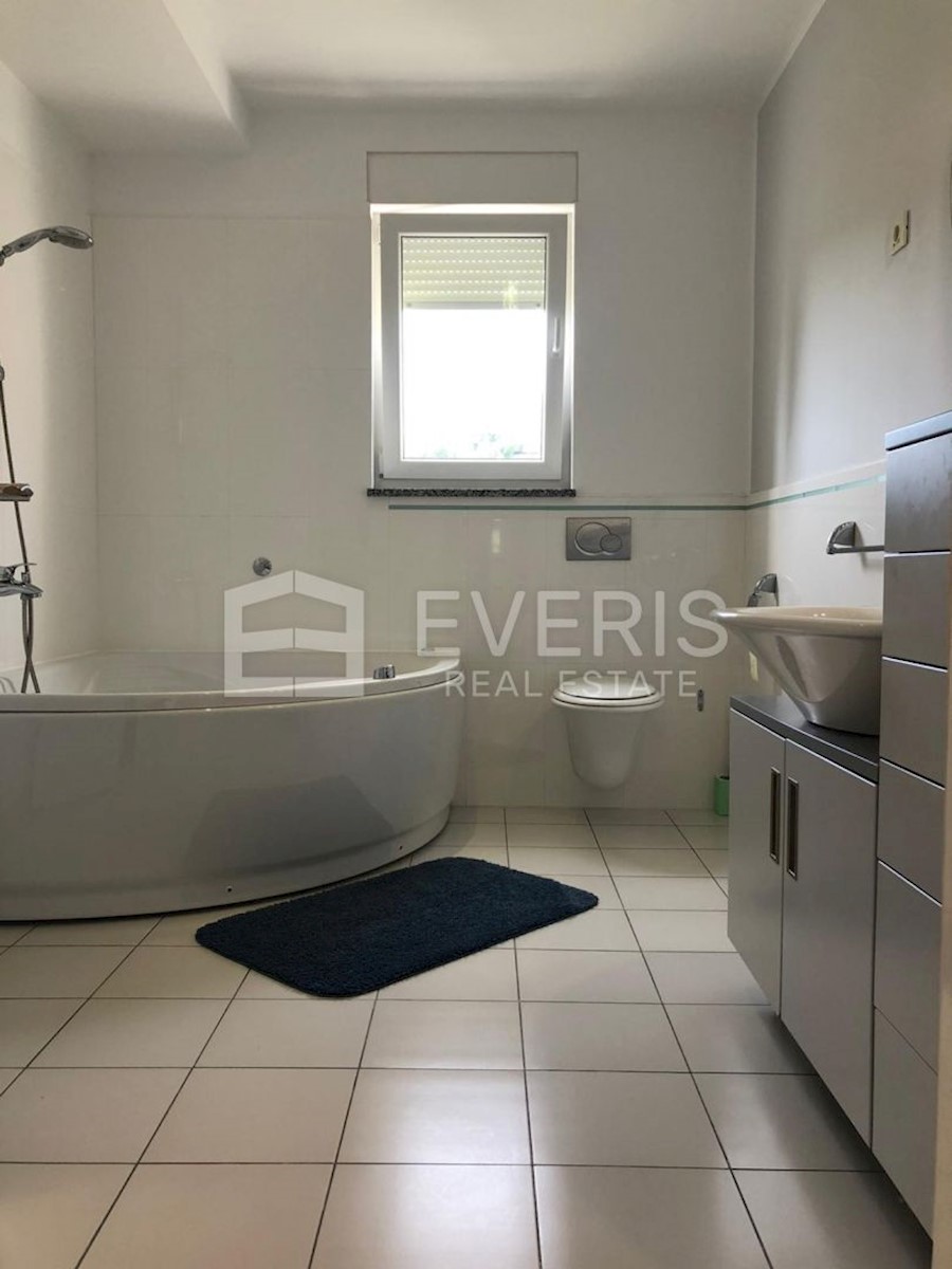 Apartmán Na predaj - PRIMORSKO-GORANSKA  OPATIJA 