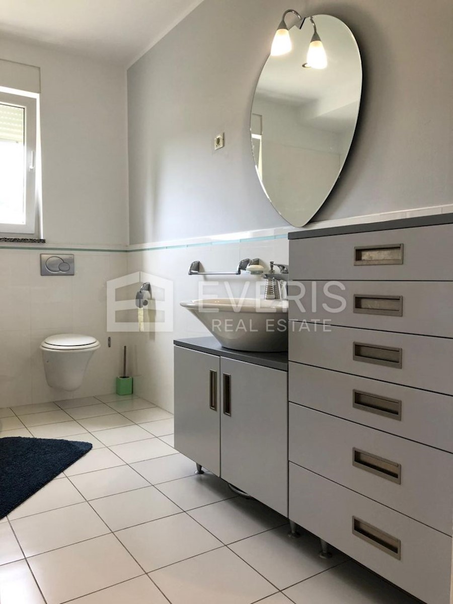 Apartmán Na predaj - PRIMORSKO-GORANSKA  OPATIJA 