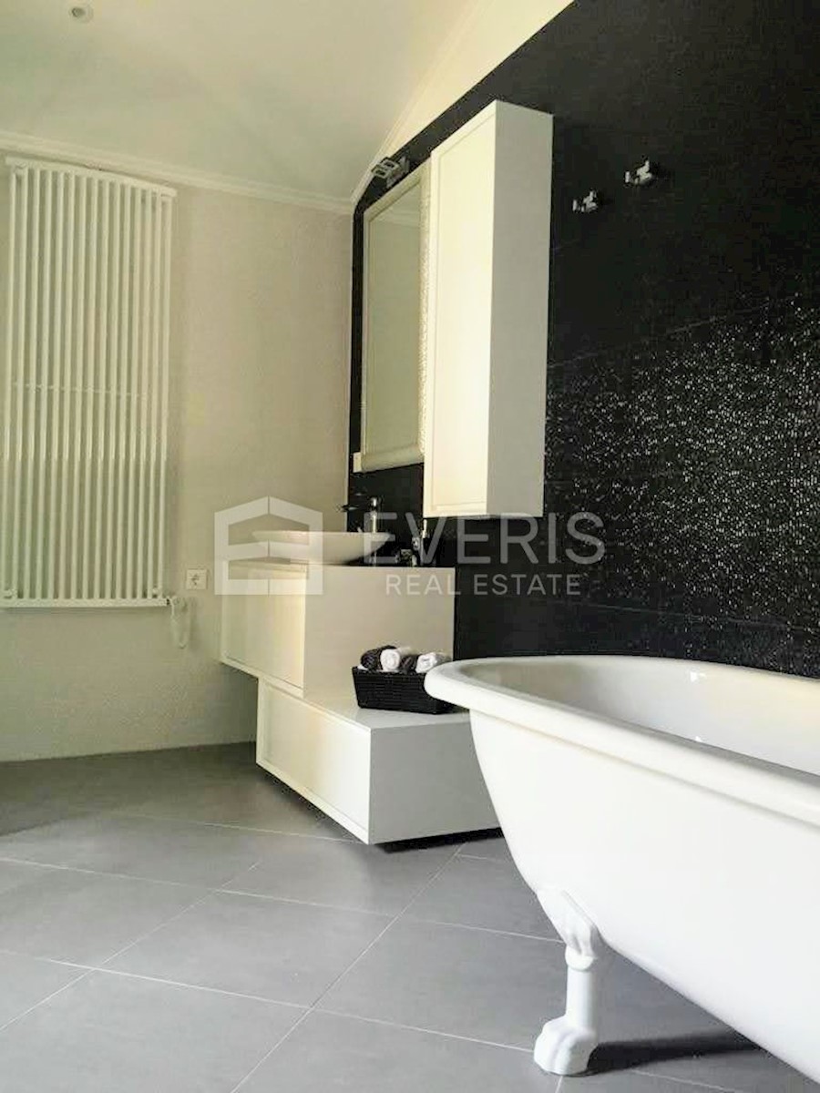 Apartmán Na prodej - PRIMORSKO-GORANSKA  OPATIJA 