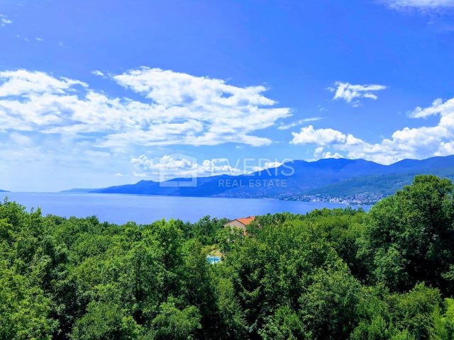 Land for sale 4523 m² – Rijeka