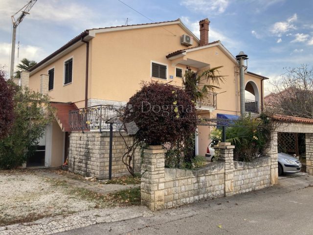 Dom na predaj 356 m² – Novigrad