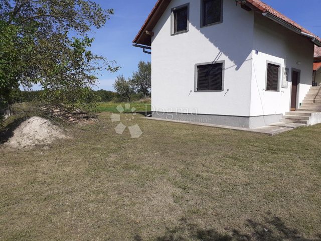 Kuća Na prodaju - Ličko-senjska Plitvička Jezera - foto 3/25