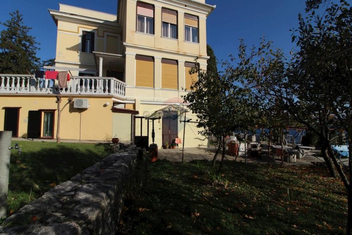 Appartamento in vendita 102 m² – Volosko