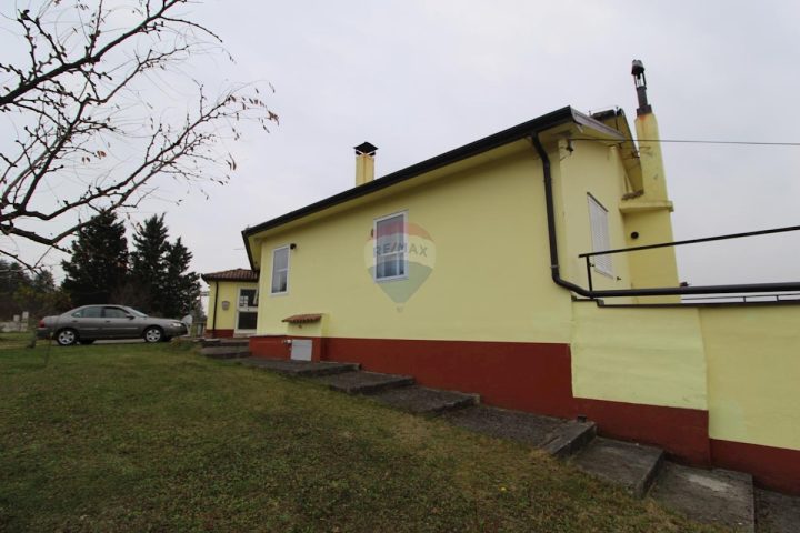 House for sale 369 m² – Buzet