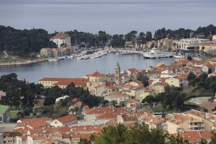 Pozemok na predaj 8029 m² – Makarska