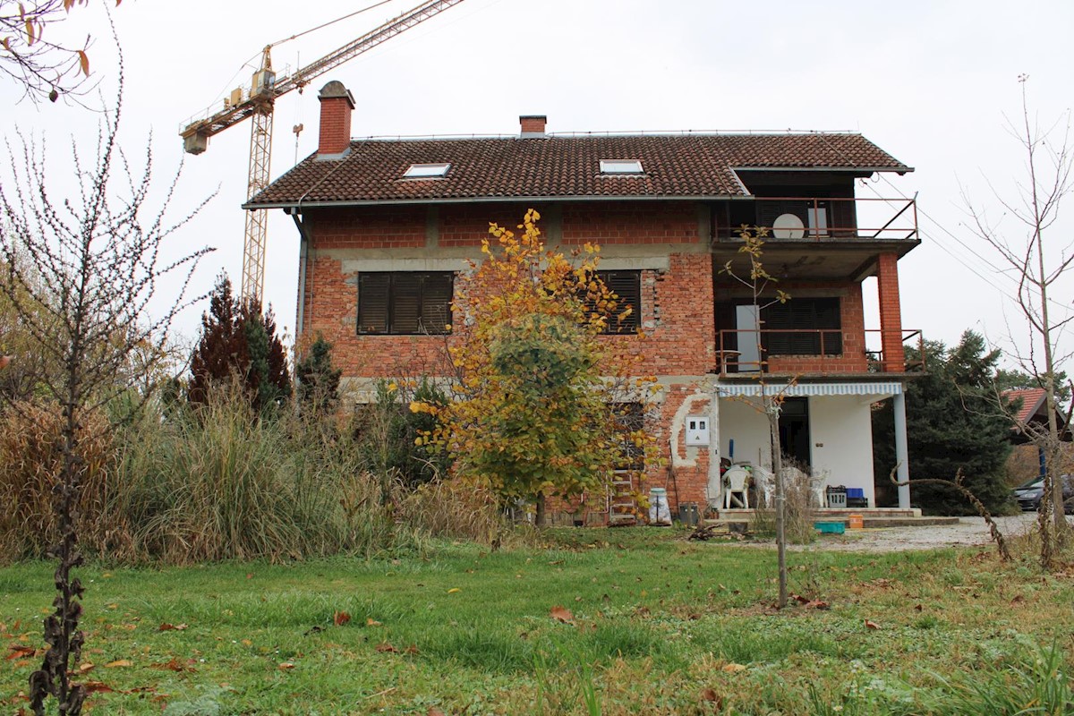 Maison À vendre - ZAGREBAČKA  VELIKA GORICA 