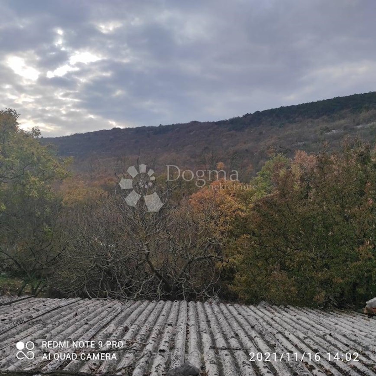 Land For sale - ISTARSKA  RAŠA 