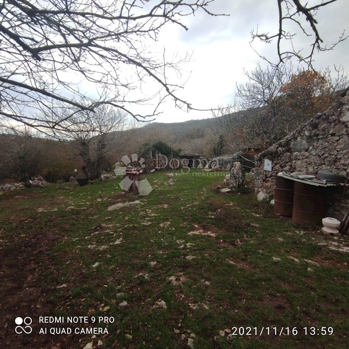 Land For sale - ISTARSKA  RAŠA 