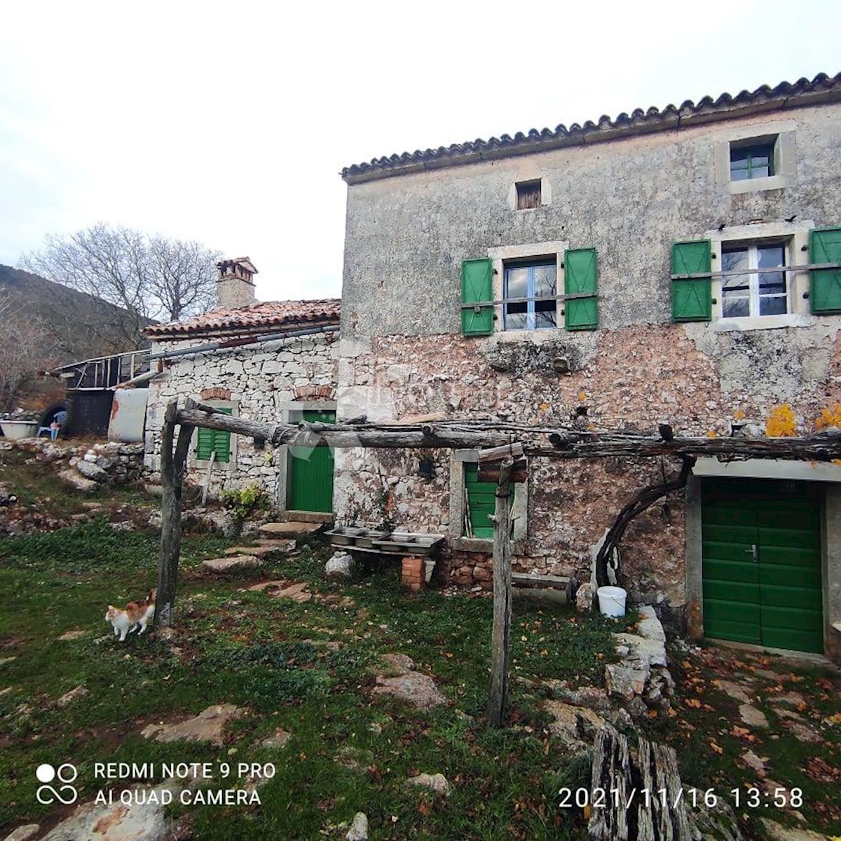 Land For sale - ISTARSKA  RAŠA 