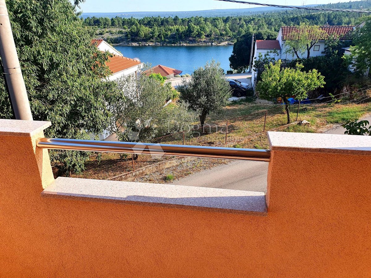 Dom Na predaj - ZADARSKA  OBROVAC 