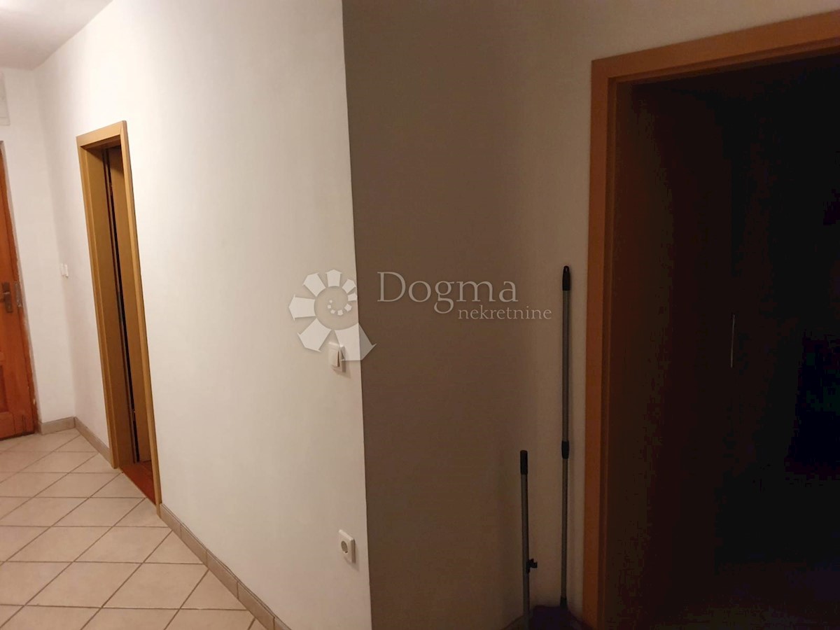 Dom Na predaj - ZADARSKA  OBROVAC 