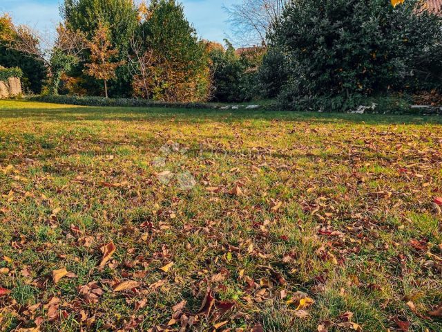 Pozemek na prodej 982 m² – Pobri