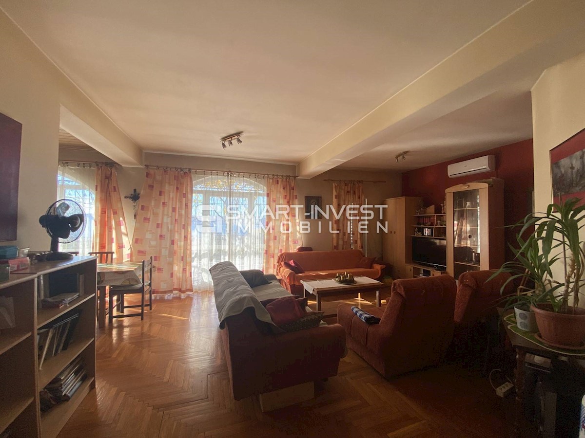 House For sale - PRIMORSKO-GORANSKA  NOVI VINODOLSKI 