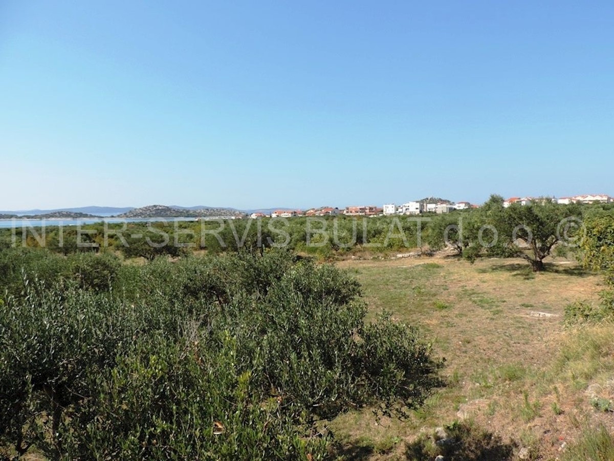 Land For sale - ŠIBENSKO-KNINSKA  VODICE 