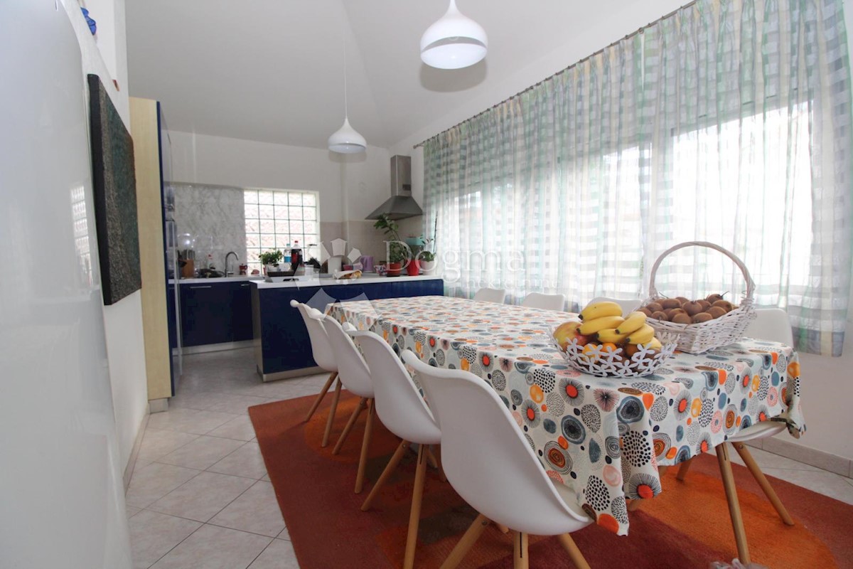 Haus Zu verkaufen - PRIMORSKO-GORANSKA  KRK 