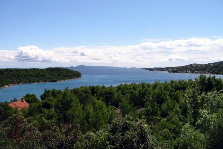 Land for sale 4451 m² – Mali Iž