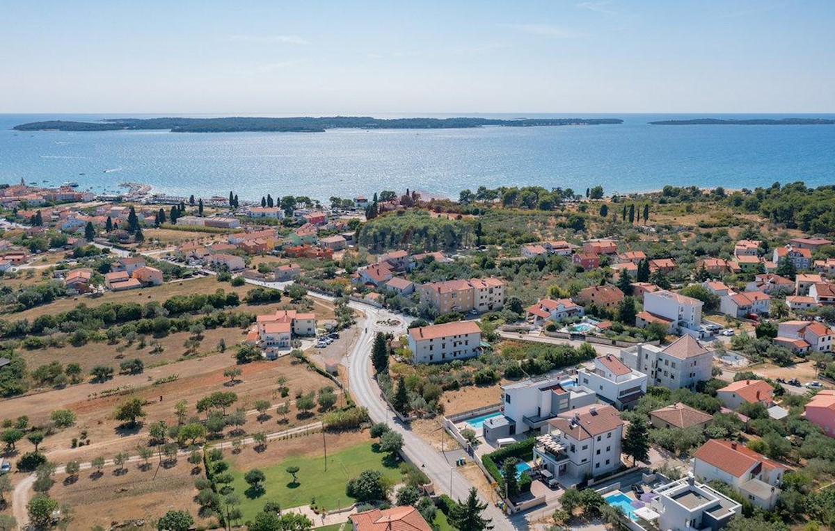 Haus Zu verkaufen - ISTARSKA  FAŽANA 