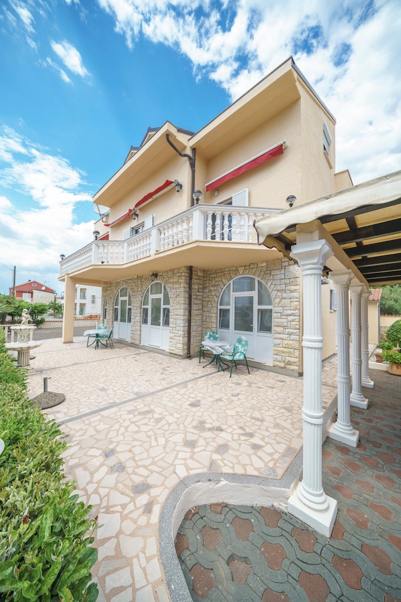 Haus Zu verkaufen - ŠIBENSKO-KNINSKA  VODICE 