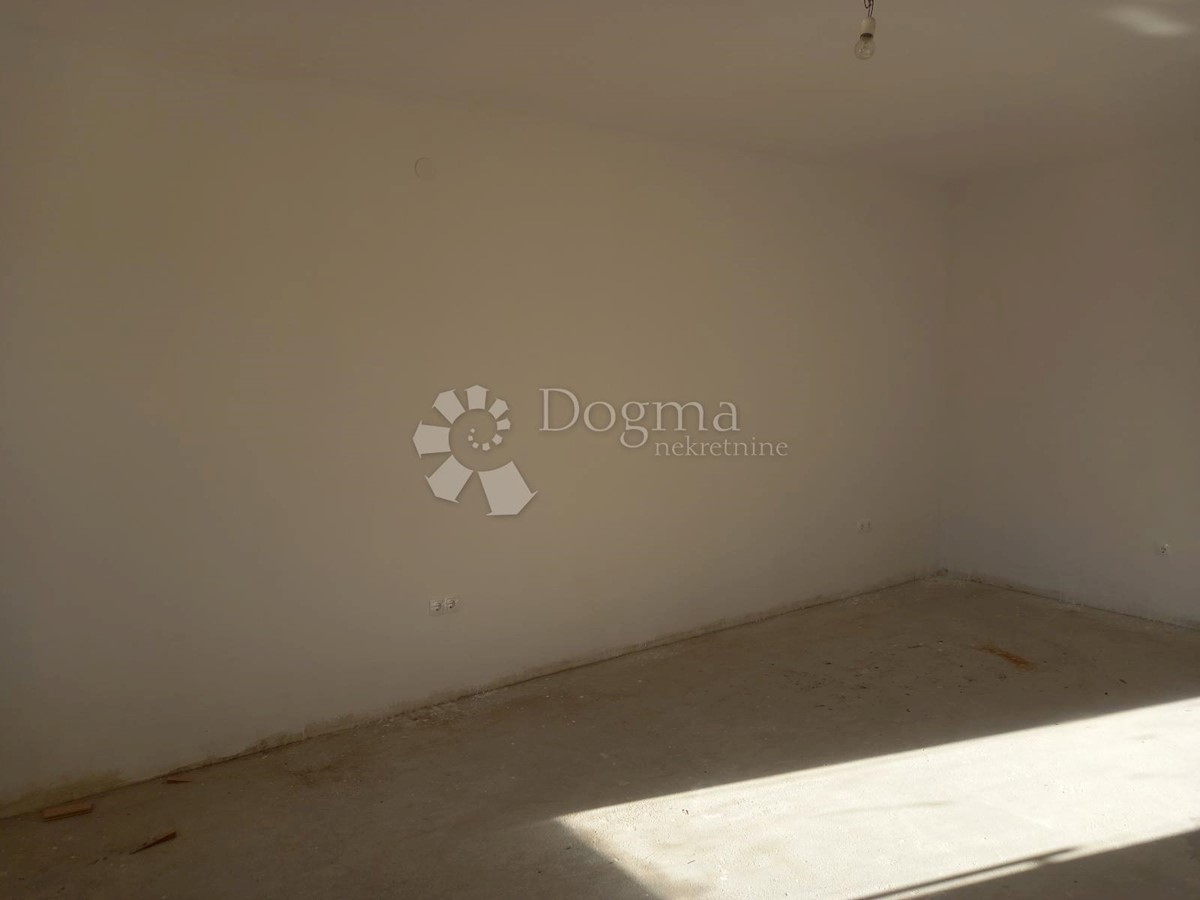 Business premises For sale - PRIMORSKO-GORANSKA  KRK 