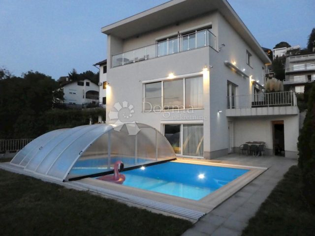 Casa in vendita 357 m² – Šestine