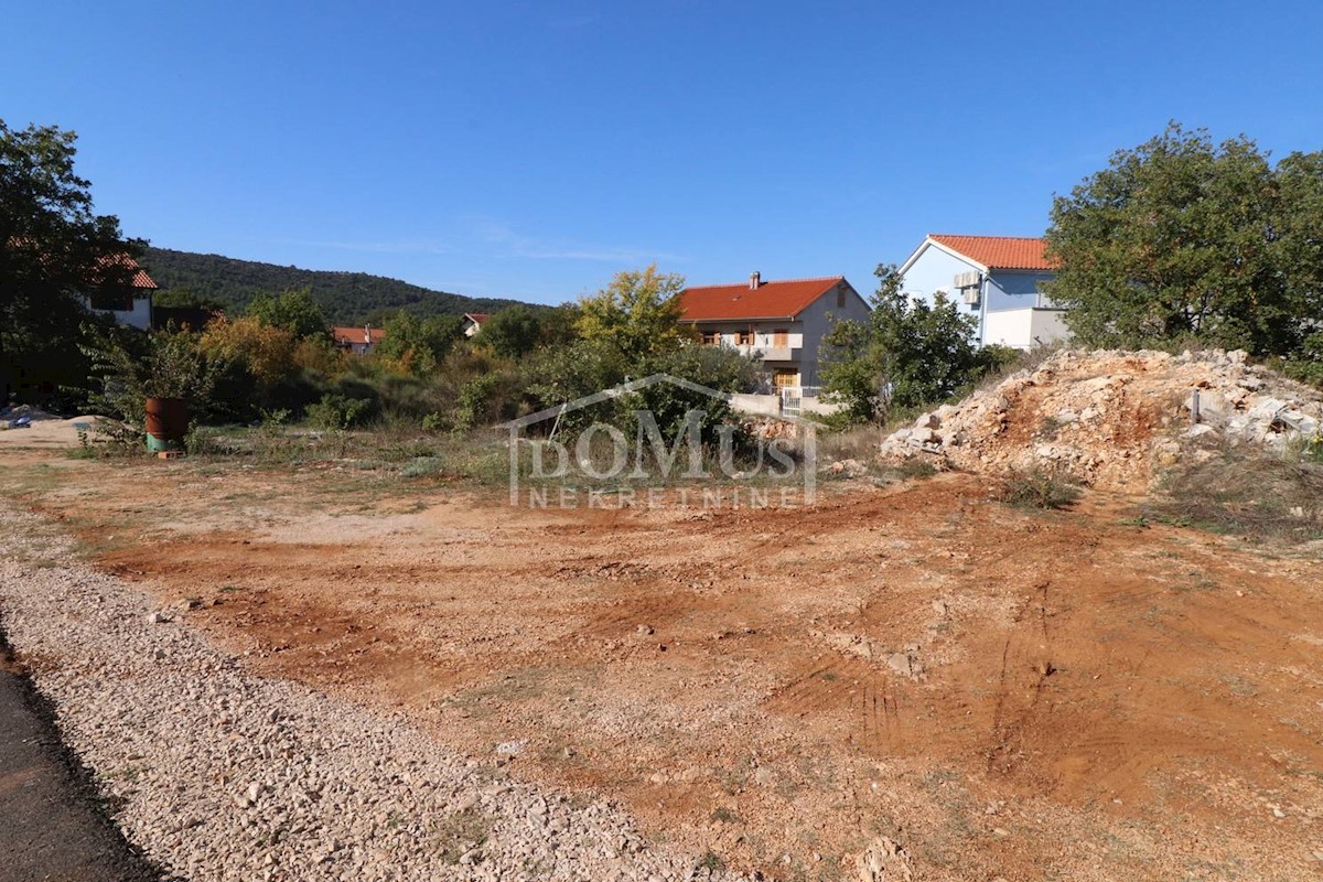 Terreno In vendita - ŠIBENSKO-KNINSKA  ŠIBENIK 