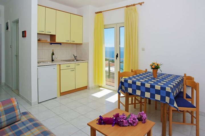 Hiša Naprodaj - Splitsko-dalmatinska Brač - foto 3/8