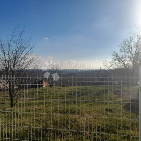 Działka na sprzedaż 1295 m² – Pleškovec