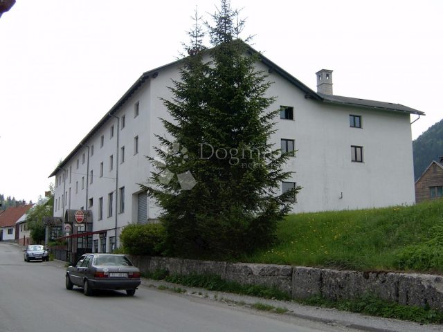 Komerční na prodej 1900 m² – Tršće