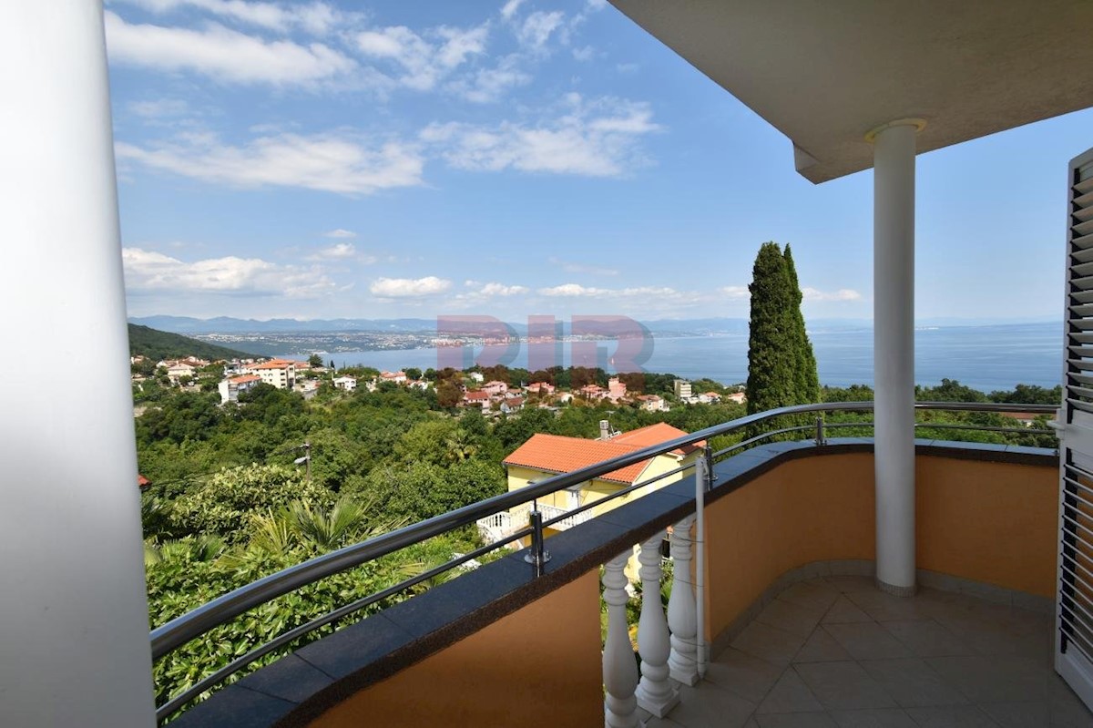 Flat For sale - PRIMORSKO-GORANSKA  LOVRAN 