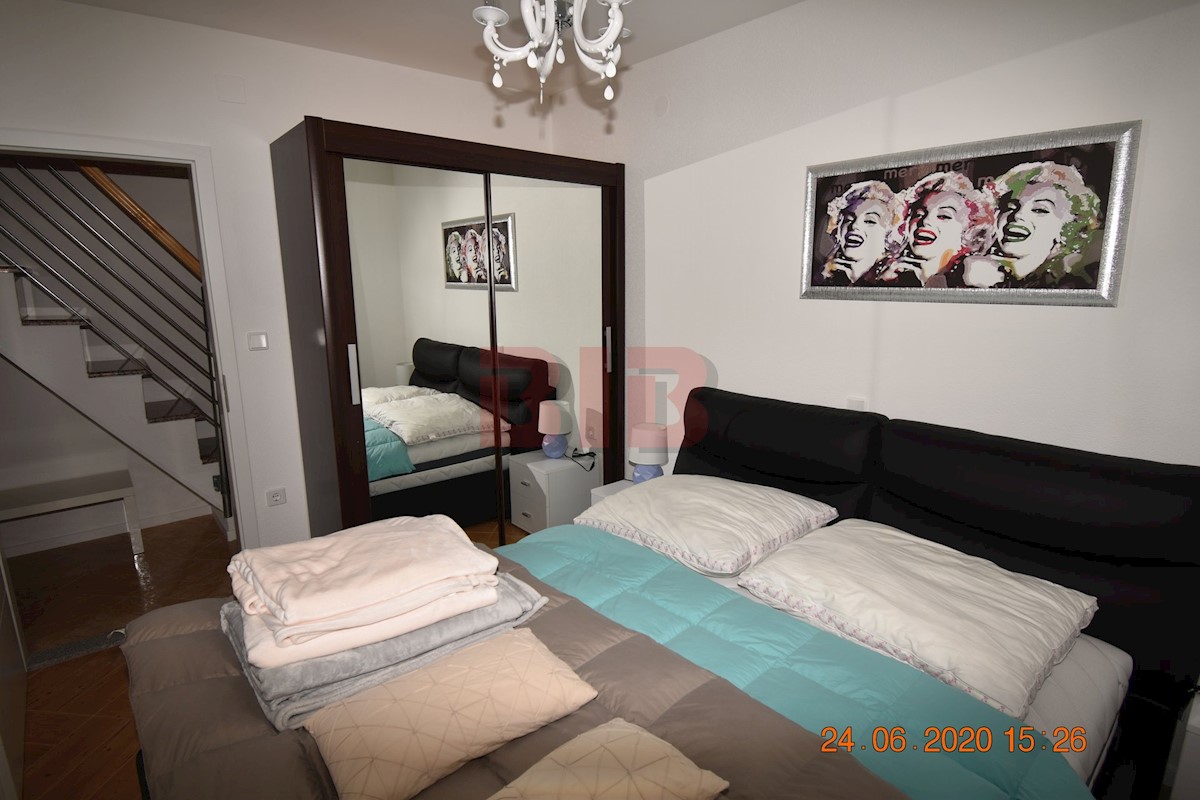 Flat For sale - PRIMORSKO-GORANSKA  LOVRAN 