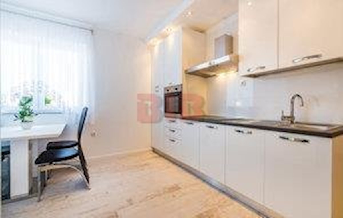 Flat For sale - PRIMORSKO-GORANSKA  LOVRAN 