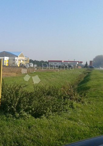 Terreno in vendita 7084 m² – Vinkovci