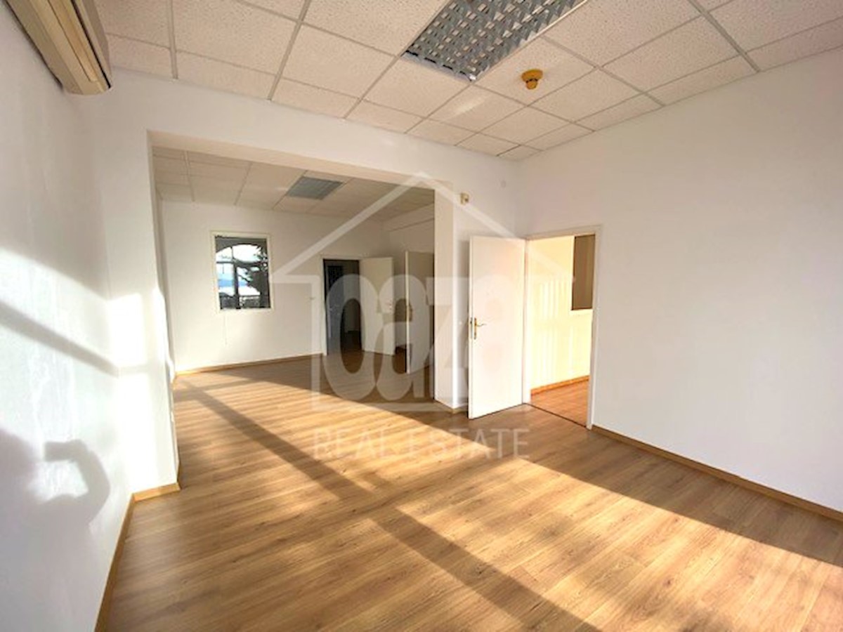 Business premises For rent - PRIMORSKO-GORANSKA  RIJEKA 