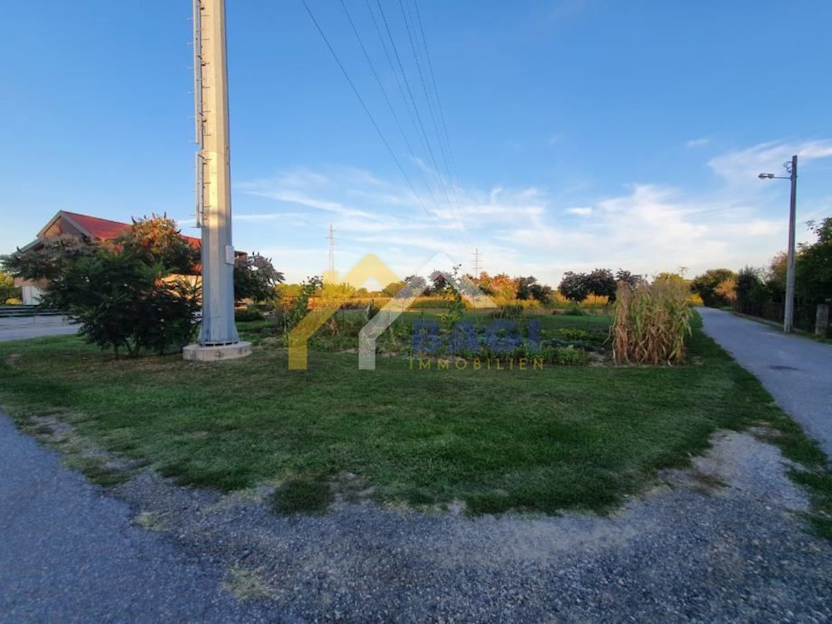 Terreno In vendita - GRAD ZAGREB  ZAGREB 