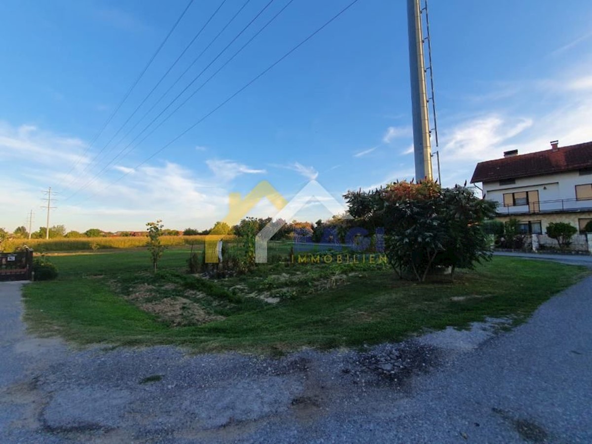 Terreno In vendita - GRAD ZAGREB  ZAGREB 