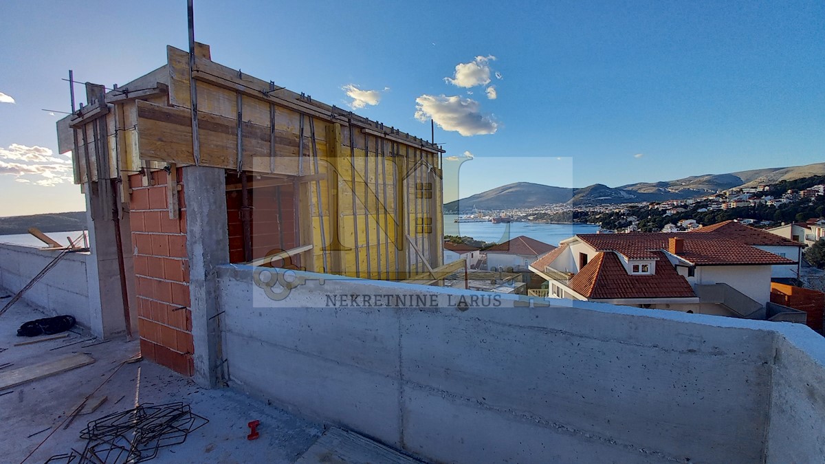 Apartmán Na predaj - SPLITSKO-DALMATINSKA  ČIOVO 