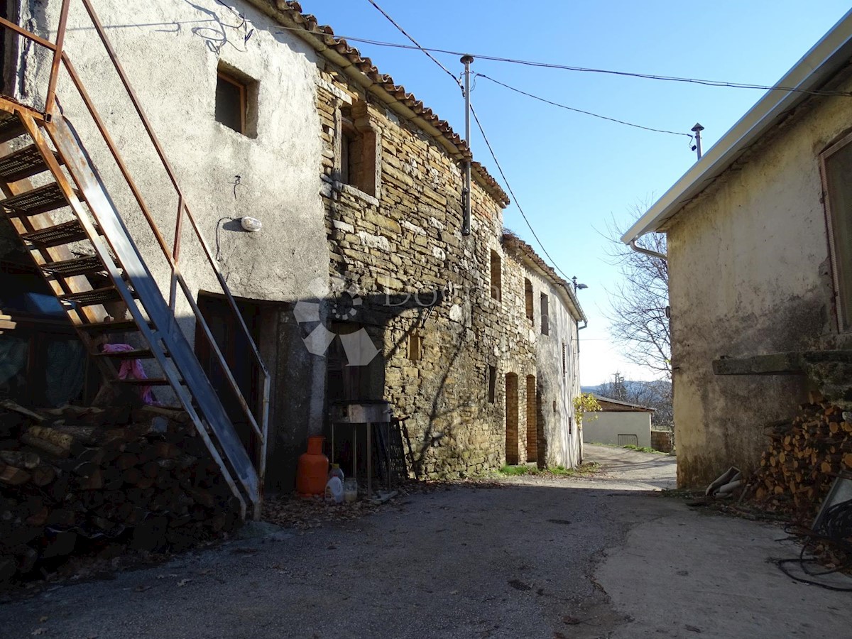 Kuća Na prodaju - ISTARSKA  BUZET 