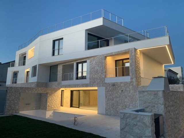 Apartma na predaj 138 m² – Kožino