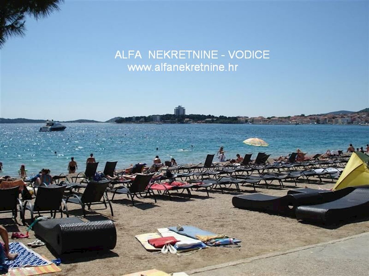 Stan Na prodaju - ŠIBENSKO-KNINSKA  VODICE 