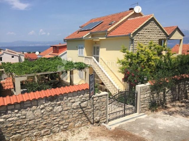 Casa in vendita 375 m² – Supetar