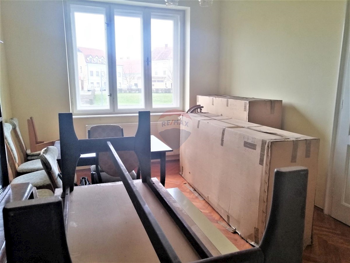 Apartment Zu verkaufen - KARLOVAČKA  KARLOVAC 