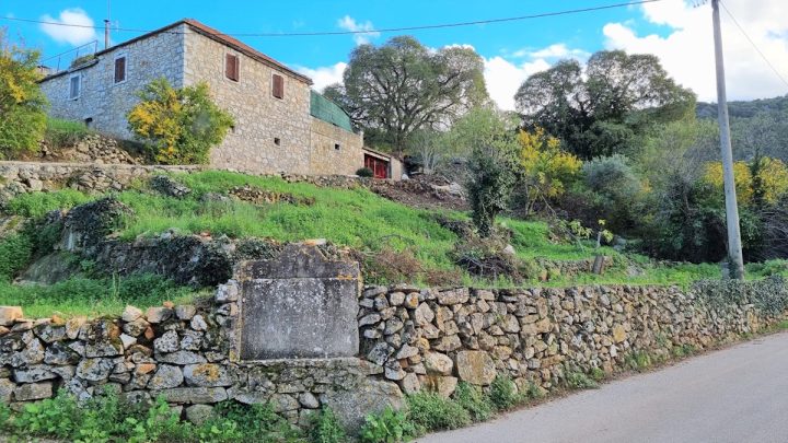 Pozemek na prodej 380 m² – Hvar