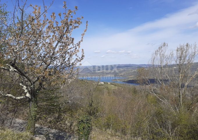 Land for sale 45398 m² – Kršikla