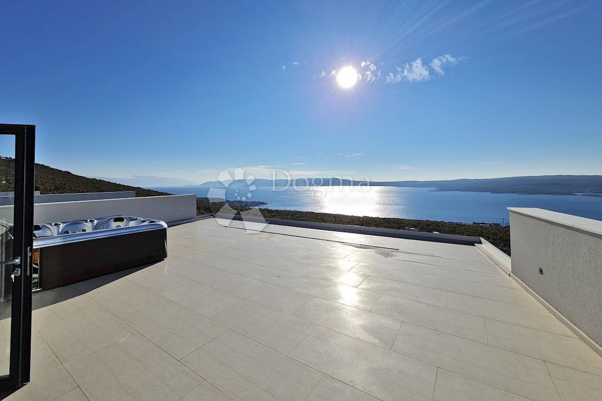 Casa In vendita - PRIMORSKO-GORANSKA  CRIKVENICA 