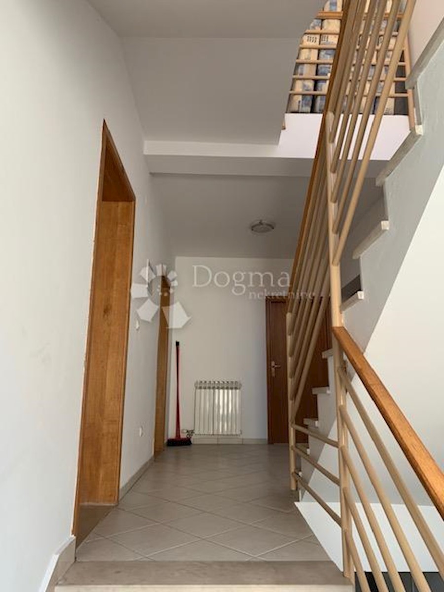 Haus Zu verkaufen - ZADARSKA  SUKOŠAN 